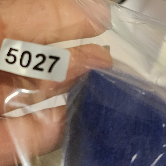 CASHMERE by Charter Club Royal Blue Pullover Women's V Neck Sweater size M - Picture 8 of 8